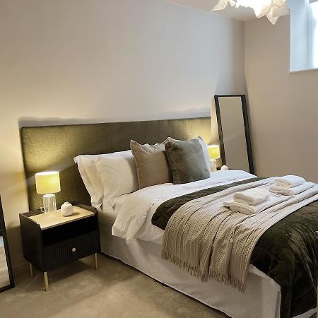 Todmorden Town Centre Apartment Exteriör bild