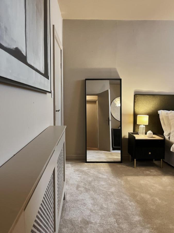 Todmorden Town Centre Apartment Exteriör bild