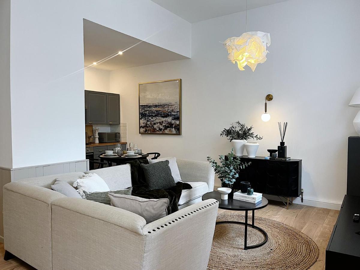 Todmorden Town Centre Apartment Exteriör bild